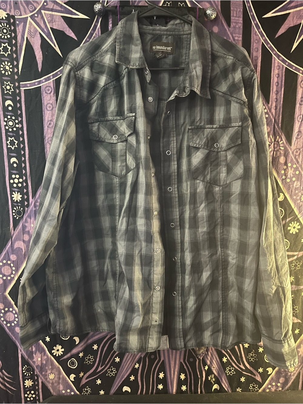 No Boundaries Men’s Black & Gray Plaid Shirt Jacket